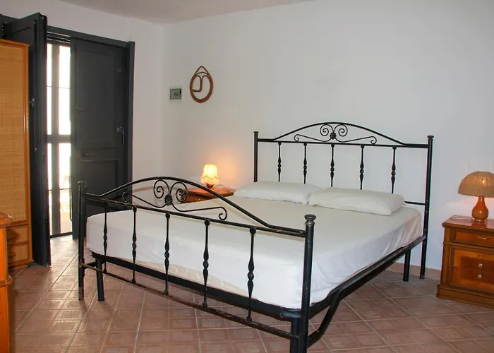 Casa Colle Azzurro By Terrasalento * פורטו צ'זראו